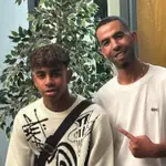 Lamine Yamal junto a su padre