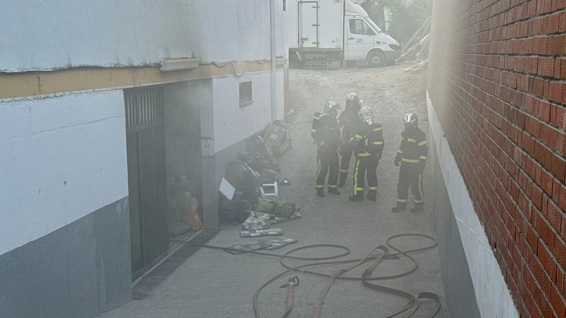 Incendio de chalet en Collado Villalba con intervención de los bomberos EMERGENCIAS 112 COMUNIDAD DE MAD 19/08/2024