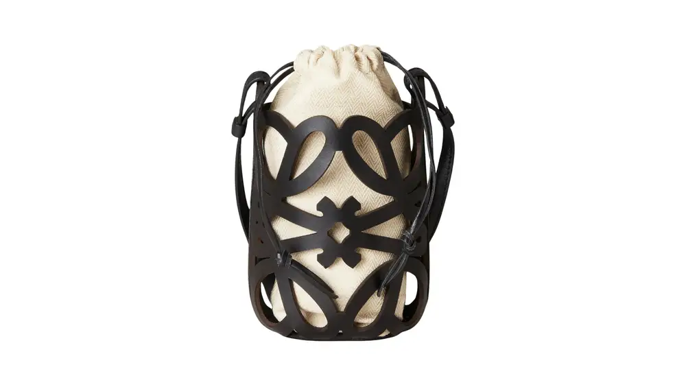 Anagram Loewe Paula Ibiza 2023