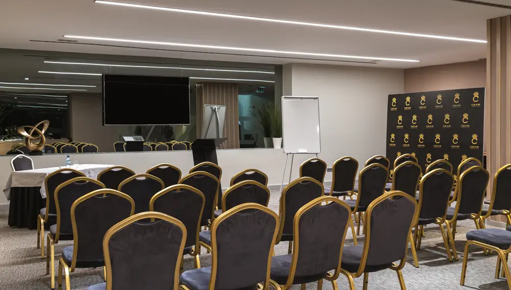 Czar cuenta con modernas instalaciones para albergar reuniones, presentaciones, conferencias, etc.