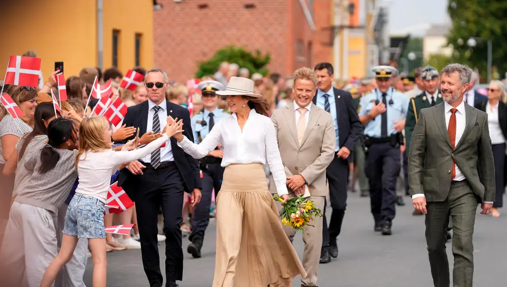 Danish royal couple on traditional summer cruise