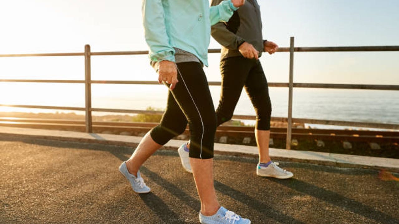 Un estudio descubre que caminar rápido puede reducir el riesgo de cáncer de pulmón en un 50%