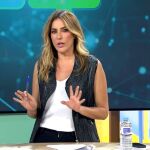 Veronica Dulanto presentando el programa 'Tiempo al Tiempo'