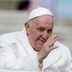 El Papa critica a los cristianos que difunden "el hedor de su pecado"