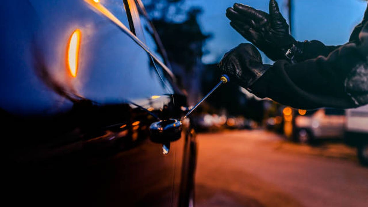 Si te han robado tu coche en Barcelona podría estar conduciéndolo alguien en Gambia