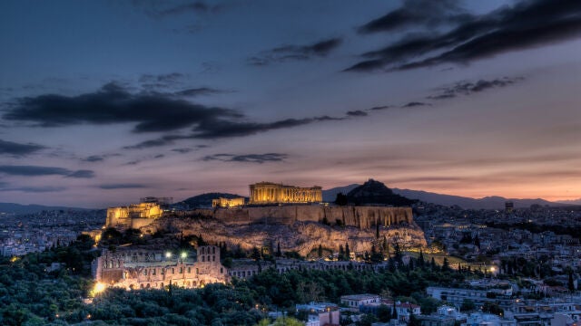 Vistas del Acrópolis de Atenas, en Grecia