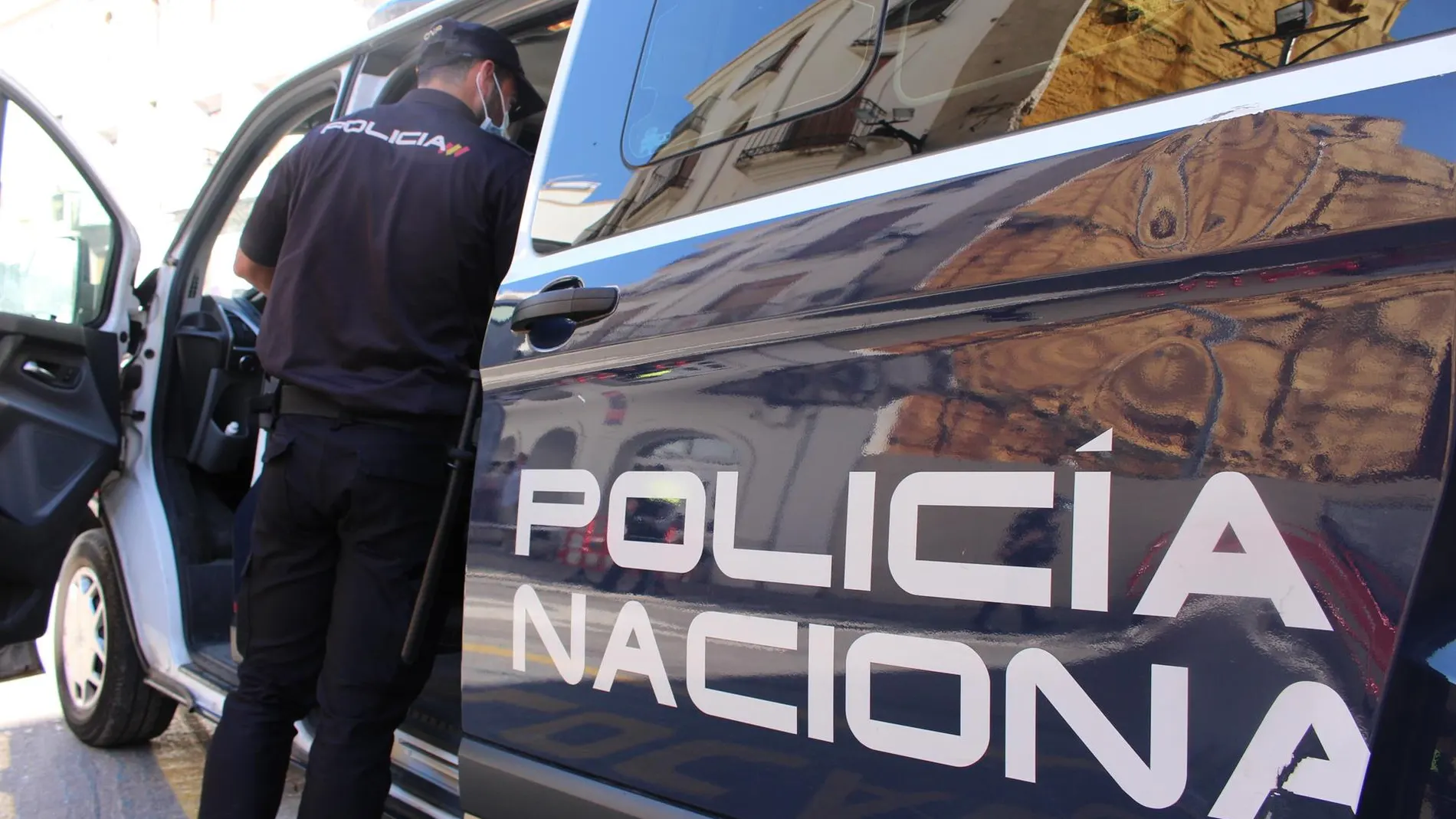 Vehículo de la Policía Nacional