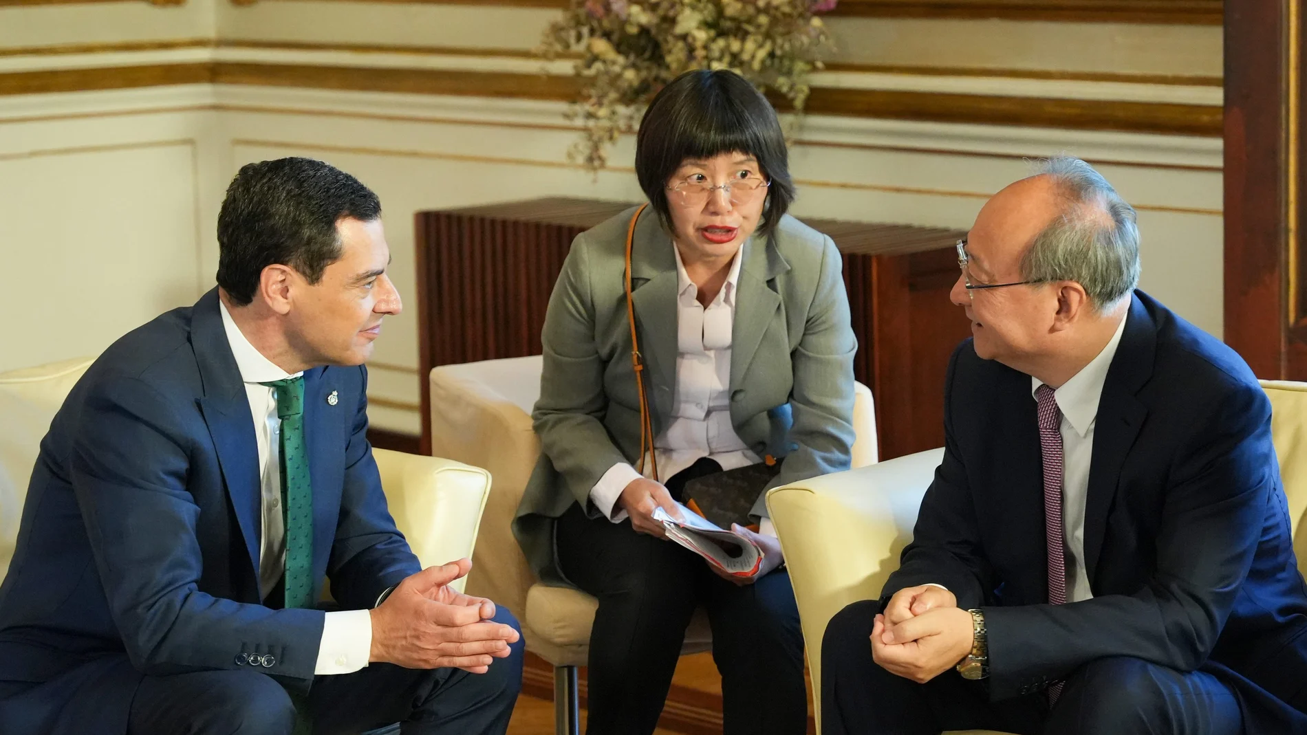 Moreno recibió en mayo a Yin Li, miembro del buró político chino