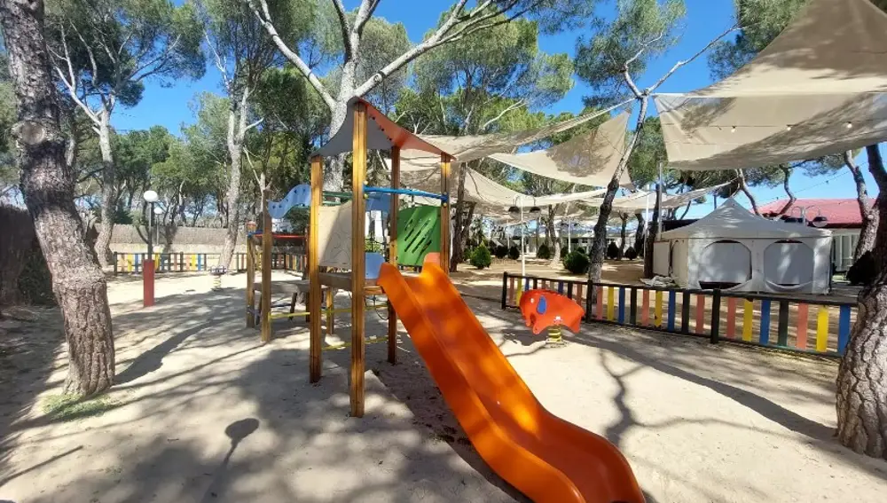 Lar de Domingo cuenta con una zona infantil