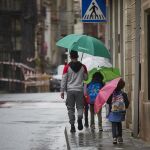 MURCIA.-Las lluvias continúan en norte y este peninsular hasta este sábado y las máximas estarán por encima de 35ºC en el este
