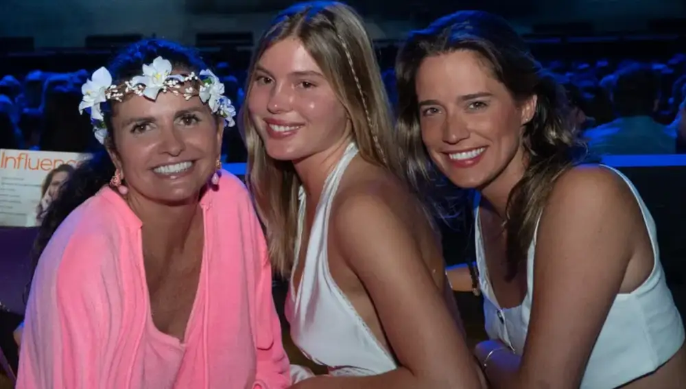 Sandra García-Sanjuán, Cristina Iglesias y Azahara Margon