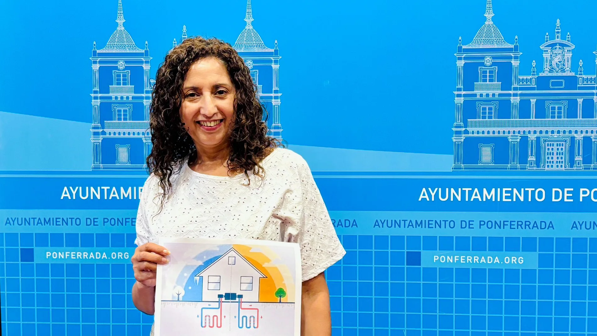 La concejala Ivelisse Martínez Calderón presenta el proyecto