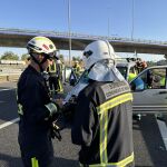 MADRID.-Sucesos.- Herido grave un hombre tras impactar su vehículo contra un quitamiedos en la M-50 en Majadahonda