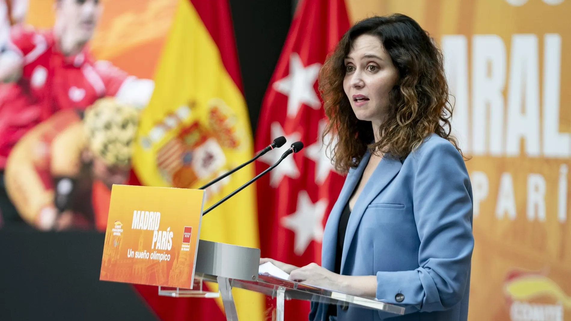 MADRID.-Ayuso acompaña a los 36 deportistas madrileños que competirán en los Juegos Paralímpicos de París