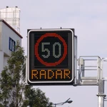 Así es el detector de radares legal que un youtuber español ha equipado en su Lamborghini