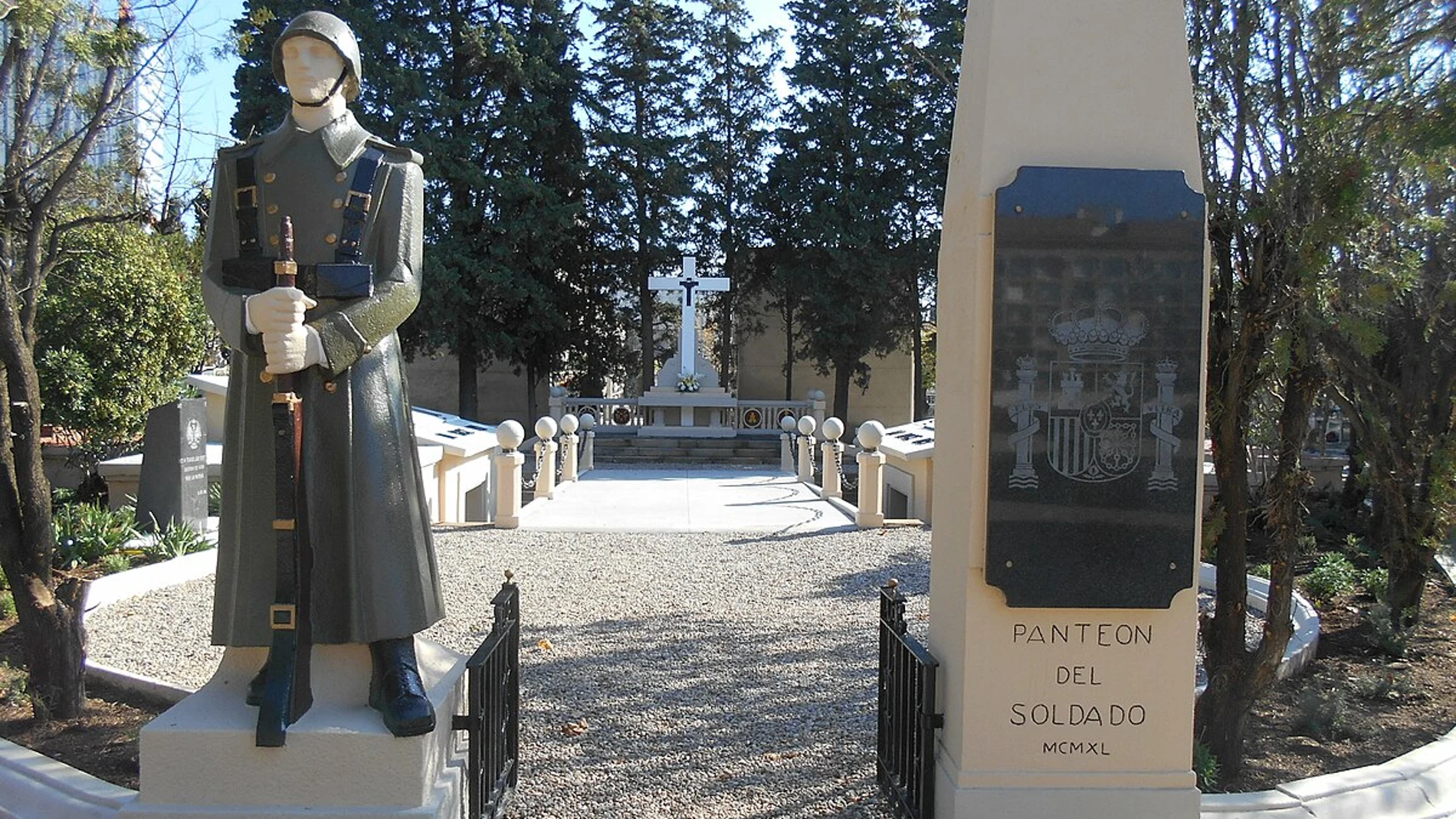 El Panteón del Soldado en Sant Andreu