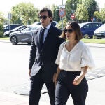 Isabel Preysler, Tamara Falcó e Íñigo Onieva en el funeral de Caritina Goyanes