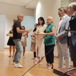 La consejera Leticia García entrega los diplomas de los programas mixtos de empleo