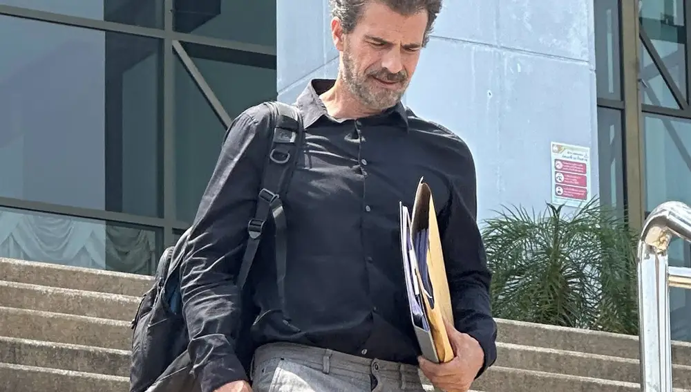 "A seguir luchando". Primeras palabras de Rodolfo Sancho tras la condena a cadena perpetua de su hijo