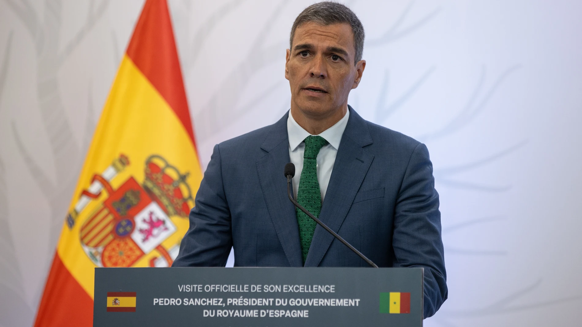 Dakar (Senegal), 29/08/2024.- Spanish Prime Minister Pedro Sanchez attends a press conference with Senegalese President Faye after their meeting at the presidential palace in Dakar, Senegal, 29 August 2024. The Spanish prime minister announced the creation of the 'Africa Advances Alliance' to promote economic and sustainable growth in the region. Sanchez ended his West Africa tour in Dakar after visiting Mauritania and Gambia. The three West African countries are the main departure points for...