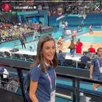 La Reina Letizia, en el partido de baloncesto en silla de ruedas entre la selección española y australiana de los Juegos Paralímpicos de París