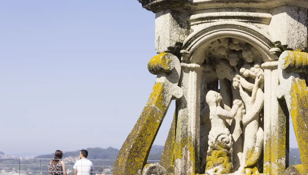 Detalle del cruceiro de Hío, en Cangas.