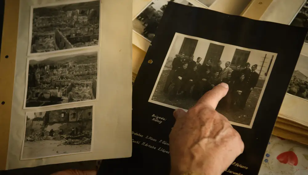 Conservada en Sevilla una serie original de fotos de Guernica, horas después del bombardeo