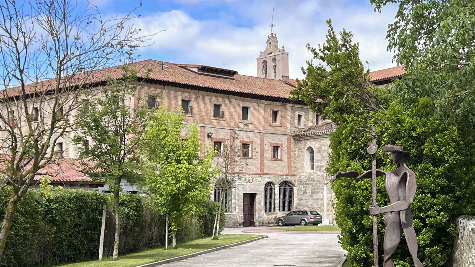 Fachada del convento de Belorado.