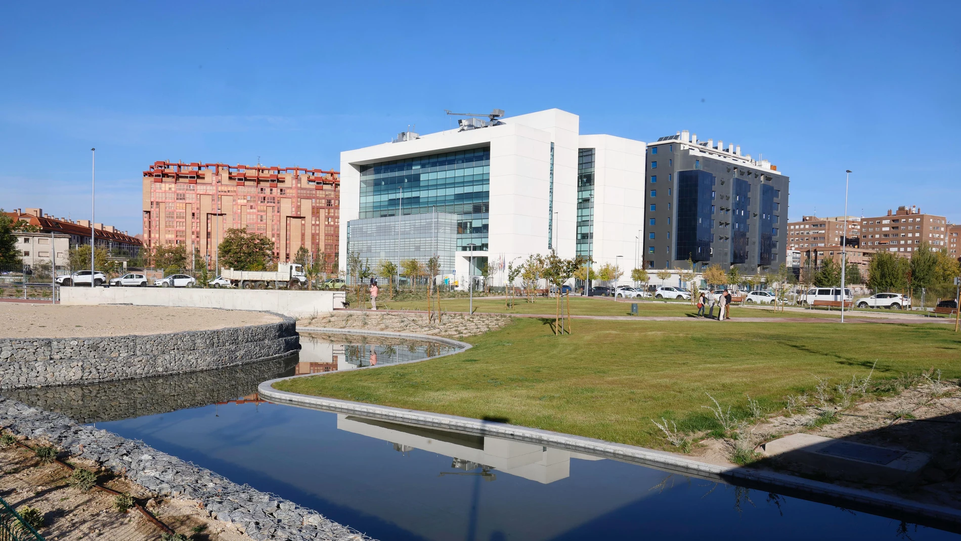 La Plaza de la Ciudad de la Comunicación de Valladolid llevará el nombre del exalcalde Javer León de la Riva