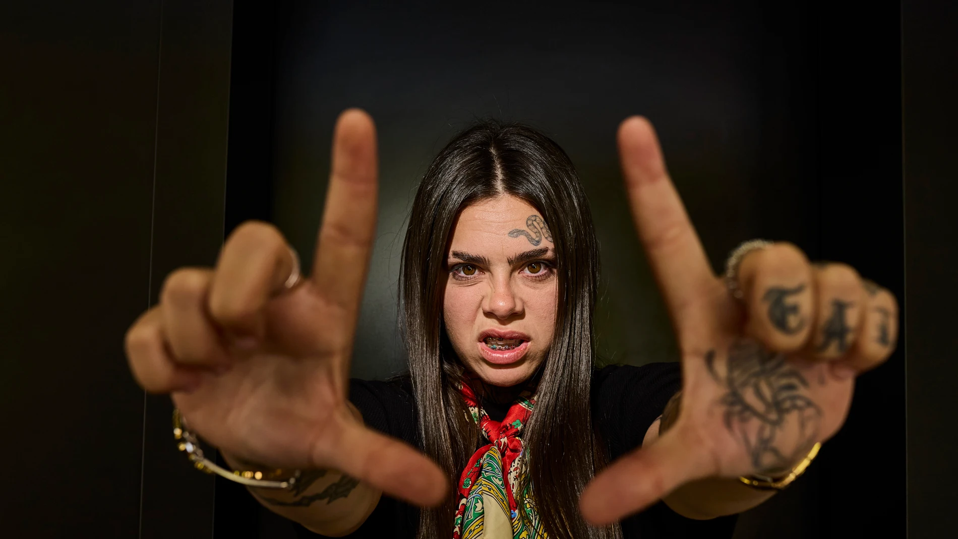 Entrevista con la rapera Ptazeta. Zuleima del Pino González González, conocida artísticamente como Ptazeta, es una rapera y cantante canaria.