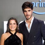 Marta Pombo y Luis Zamalloa dan la bienvenida a sus mellizas, Candela y María