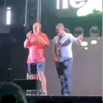 El alcalde de Vita durante la actuación