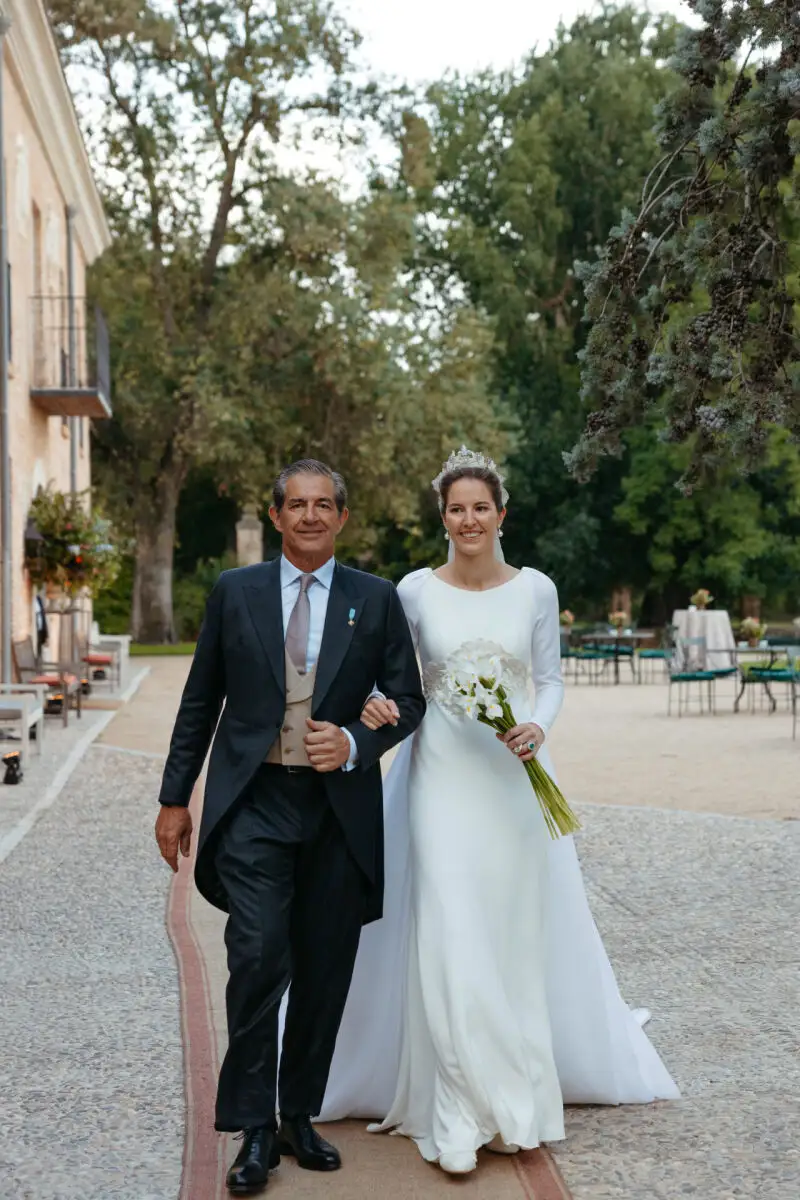 Victoria López-Quesada y su padre.