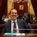 Le Senne acusa a oposición de "inflar hasta el absurdo" el incidente de la foto de Picornell: "No soy un fascista"