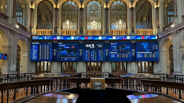 El IBEX se mantiene plano tras la apertura al subir el 0,07 %, pero recupera los 11.400