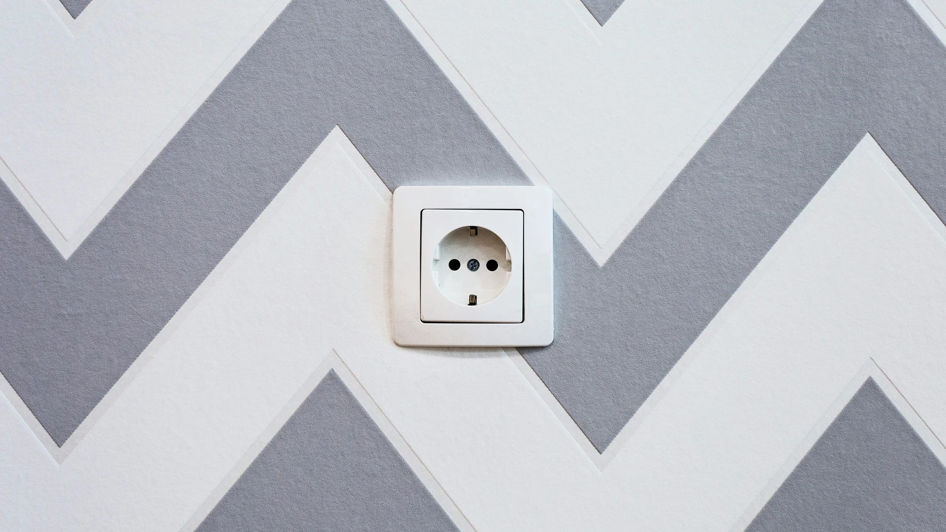 ¿Cómo ahorrar en la factura de la luz?