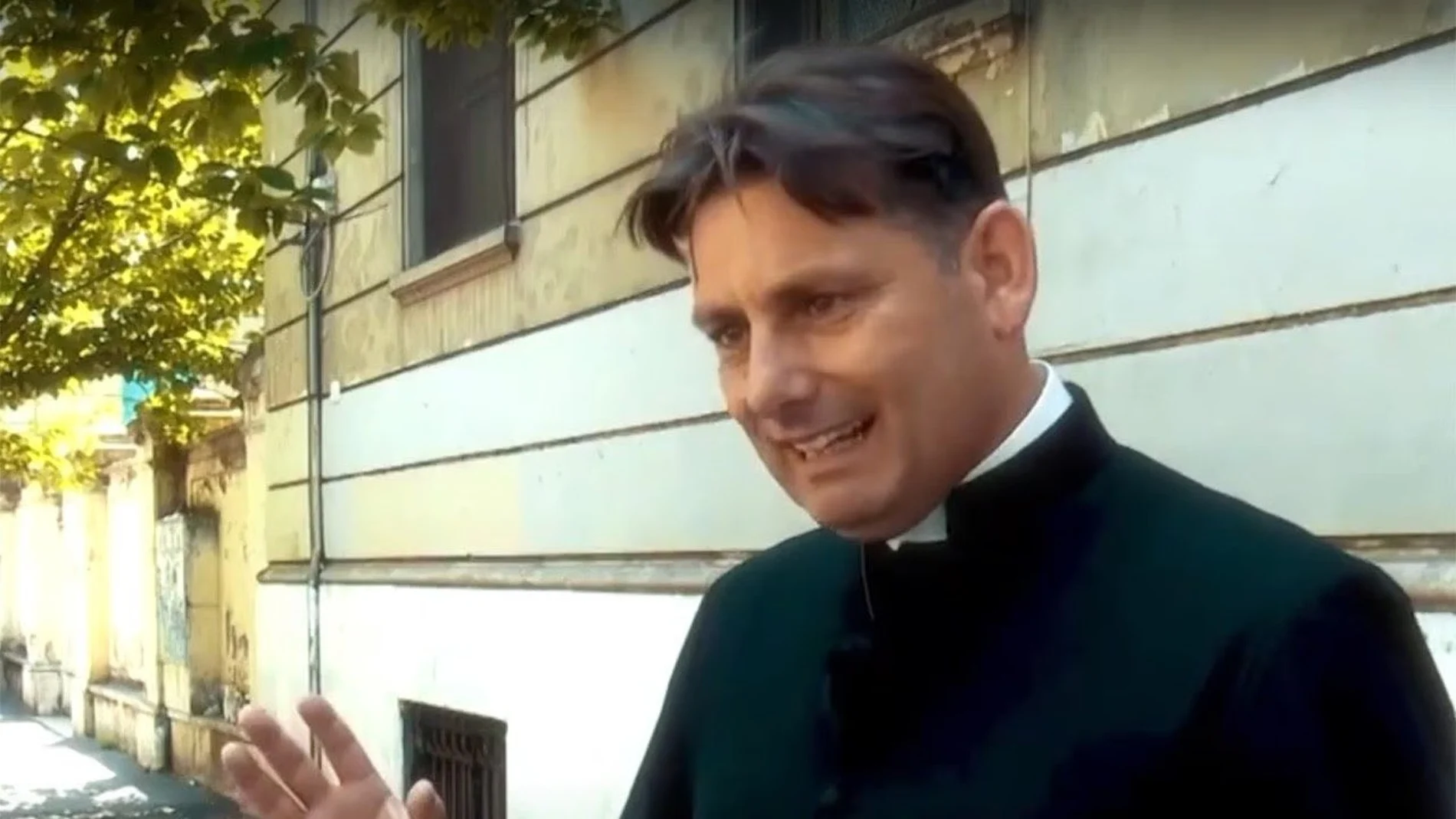 El sacerdote Antonio Coluccia