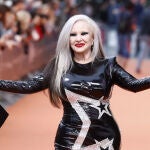 Alaska en la alfombra roja del FesTVal de Vitoria.