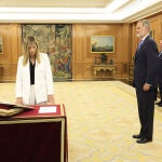 Perelló promete su cargo ante el Rey