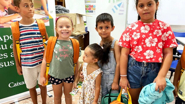 La Fundación ”la Caixa” acompaña en el inicio de curso a más de 3.300 niños valencianos en situación vulnerable