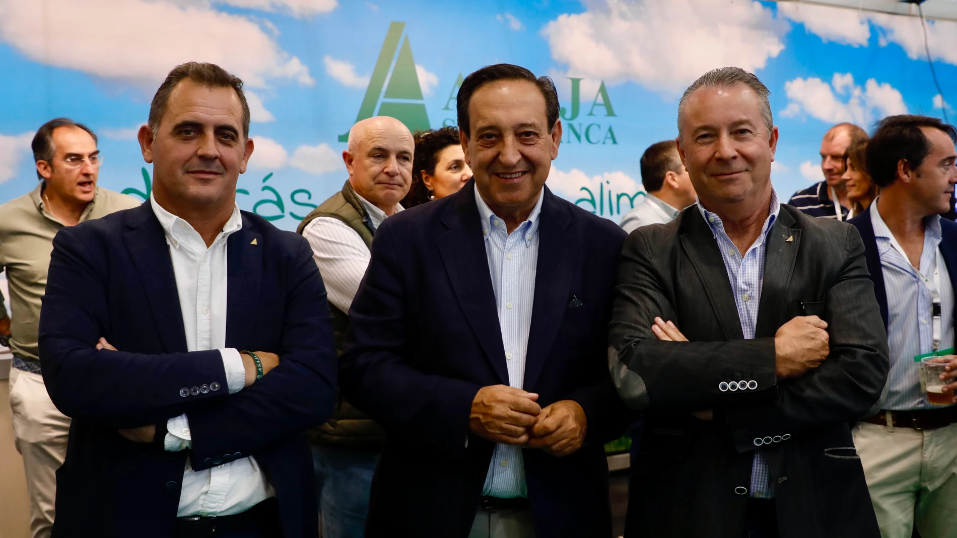 El presidente nacional de Asaja, Pedro Barato, y el presidente de Asaja Castilla y León, Donaciano Dujo, presentan la Sectorial Nacional de Vacuno de Asaja en el marco de la feria Salamaq 2024.