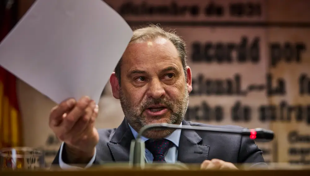 El exministro y ex secretario de Organización del PSOE José Luis Ábalos comparece este lunes ante la comisión de investigación del caso Koldo del Senado. © Alberto R. Roldán / Diario La Razón. 06 05 2024