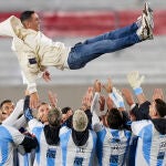 Ángel Di María siendo ovacionado por sus excompañeros 