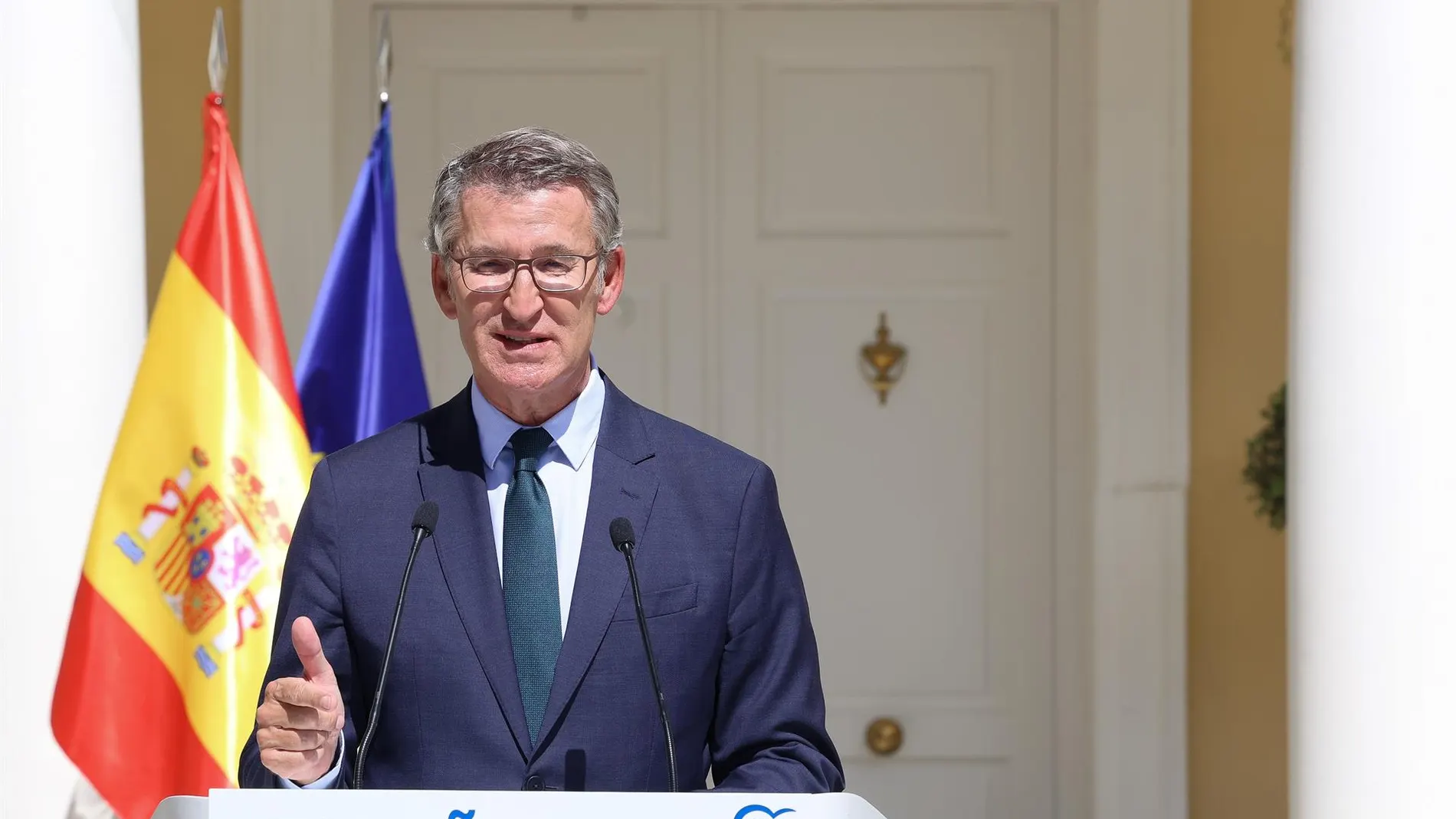 Feijóo y sus 'barones' exigen que Sánchez acepte blindar la autonomía fiscal de CCAA para poder hablar de financiación