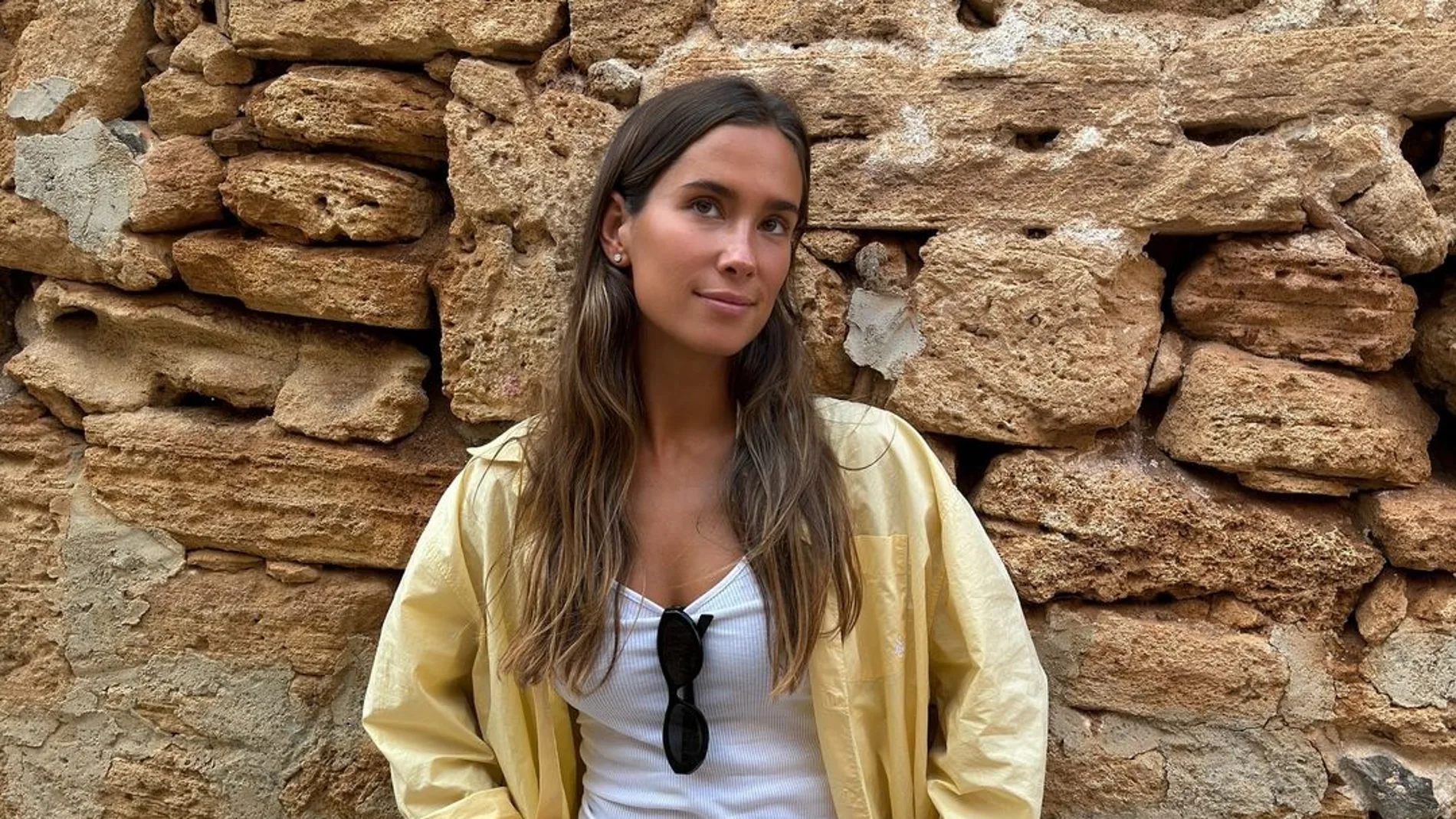 María Pombo y su look en Mallorca.