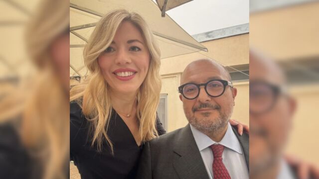 El ministro italiano de Cultura, Gennaro Sangiuliano, junto a la empresaria e influencer Maria Rosaria Boccia