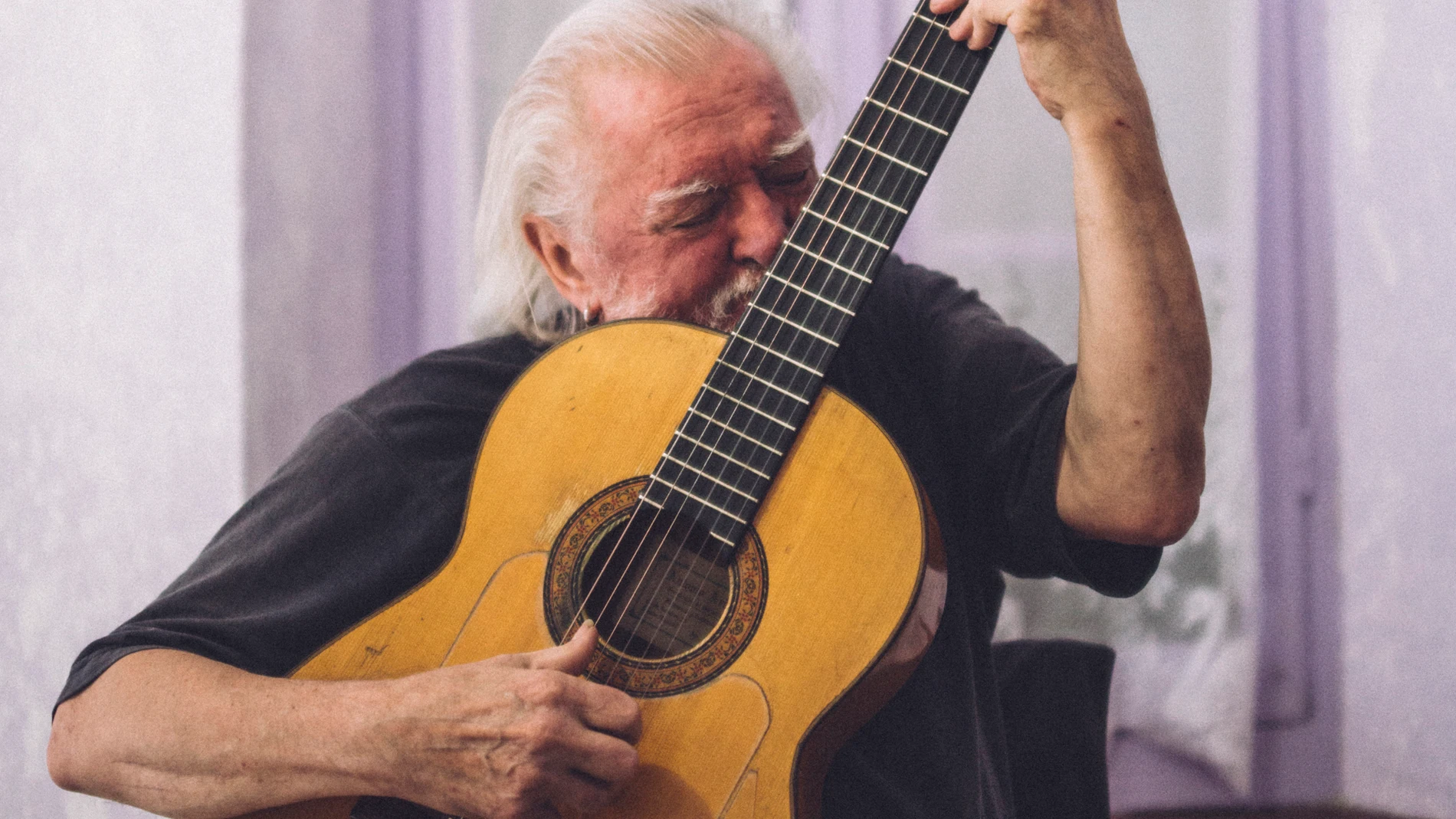Peter Pérez explica en este documental su particular relación con el flamenco