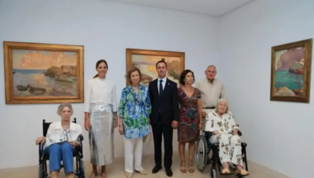 La Reina Sofía durante su visita al Museo de Mallorca