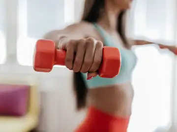 Ejercicio con pesas Ejercicio con pesas