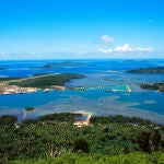 Pingelap es un atolón de los Estados Federados de Micronesia, situado en el Océano Pacífico